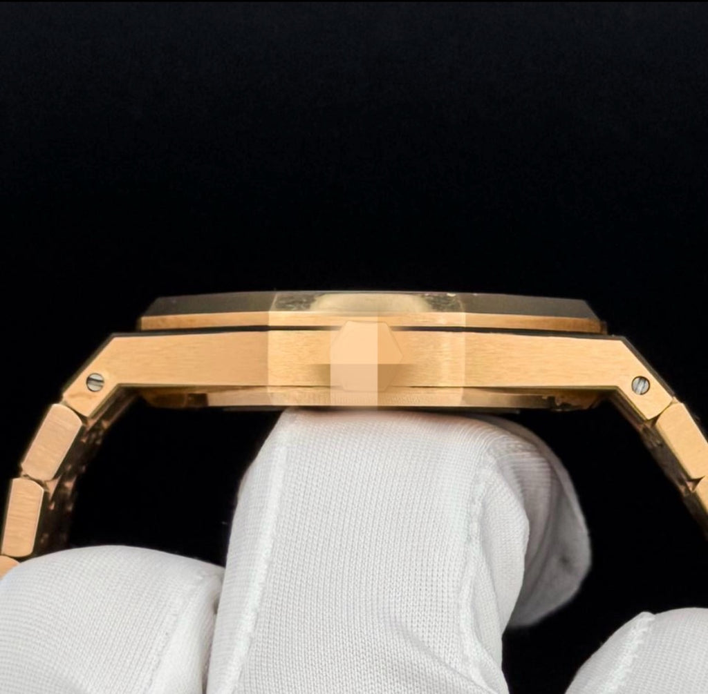Aidemars Puguet Royal Oak Gold White Dial Watch