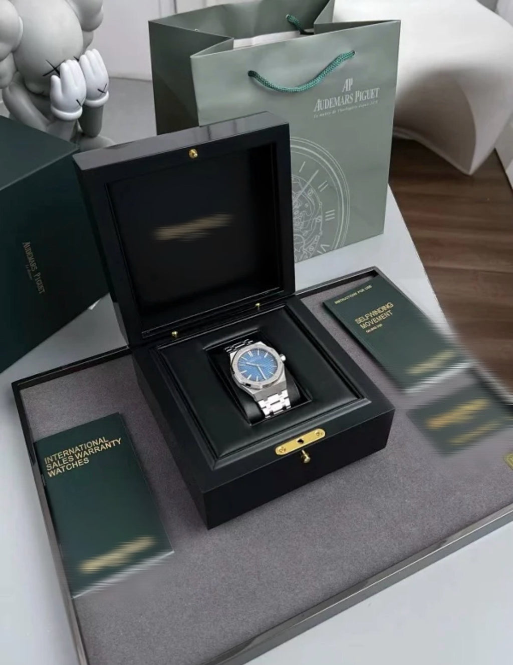Aidemars Puguet Royal Oak Silver Blue Dial Watch